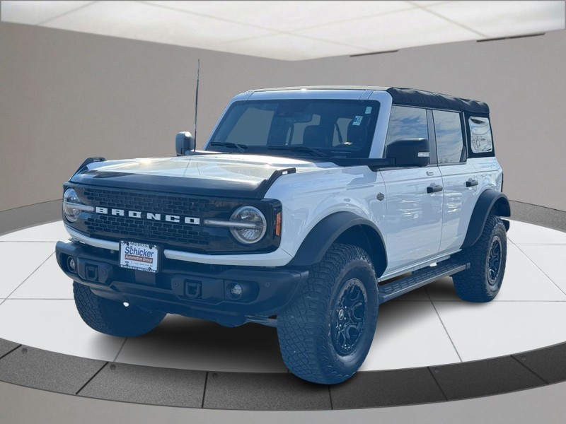 Ford Bronco Vehicle Full-screen Gallery Image 08