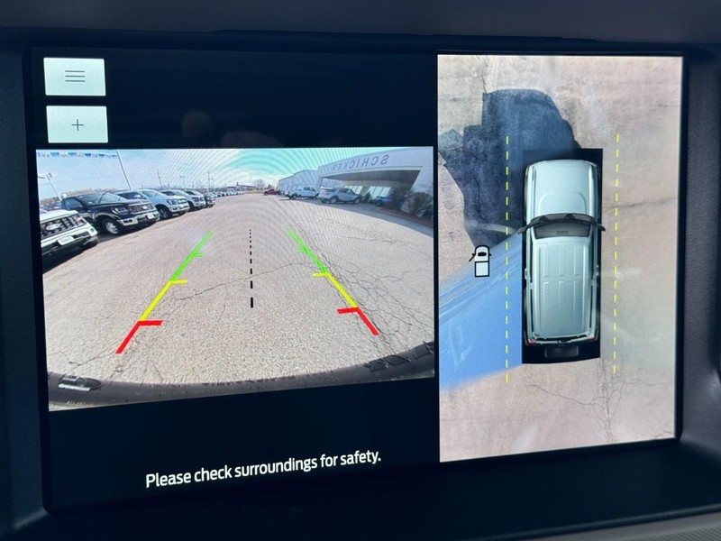 Ford Bronco Vehicle Full-screen Gallery Image 21