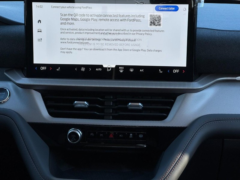 Ford Explorer Vehicle Full-screen Gallery Image 09