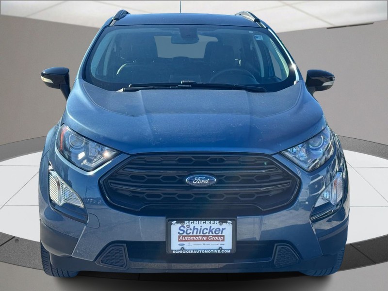 Ford EcoSport Vehicle Full-screen Gallery Image 09