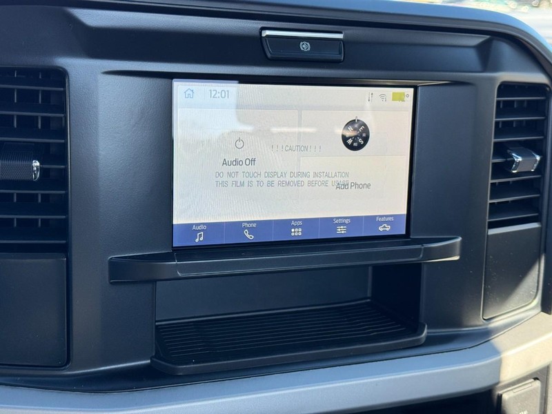 Ford Super Duty F-350 DRW Vehicle Full-screen Gallery Image 13