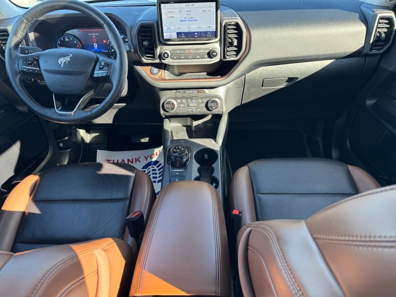 Ford Bronco Sport Vehicle Full-screen Gallery Image 11