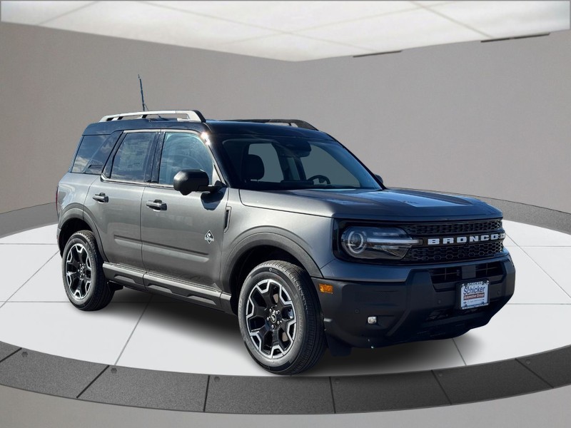 Ford Bronco Sport Vehicle Full-screen Gallery Image 02