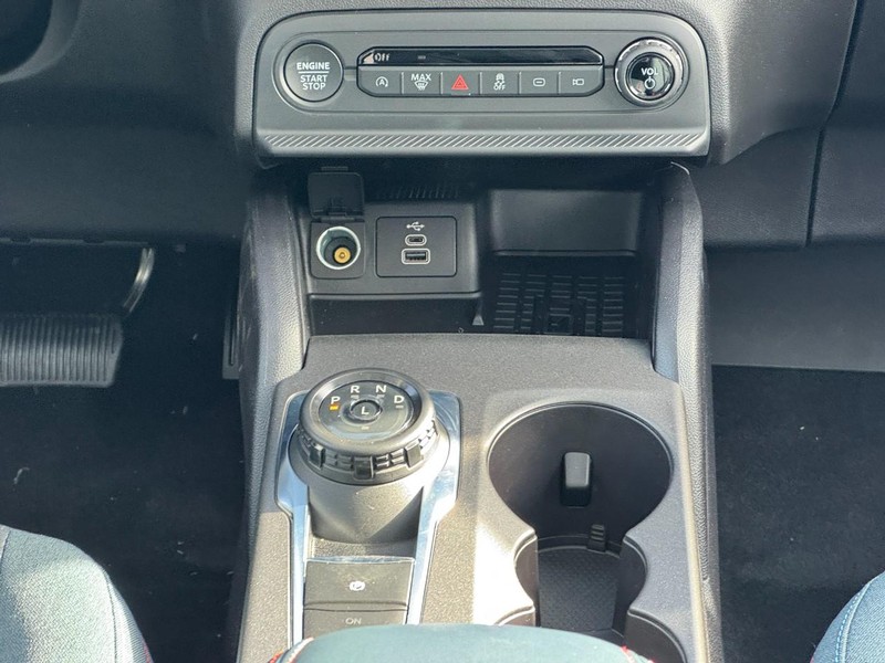 Ford Bronco Sport Vehicle Full-screen Gallery Image 09