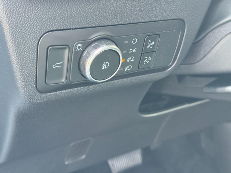 Ford Bronco Sport Vehicle Full-screen Gallery Image 13