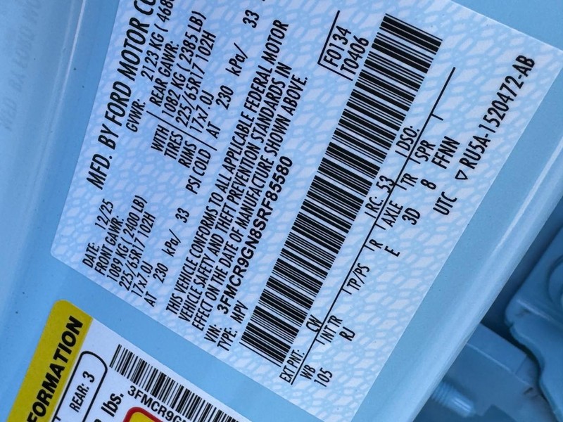 Ford Bronco Sport Vehicle Full-screen Gallery Image 20