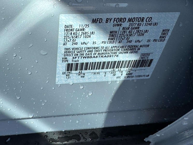 Ford Maverick Vehicle Full-screen Gallery Image 17