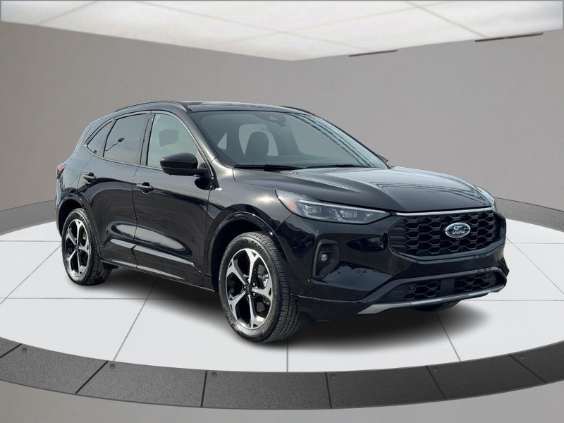 Ford Escape Vehicle Full-screen Gallery Image 02