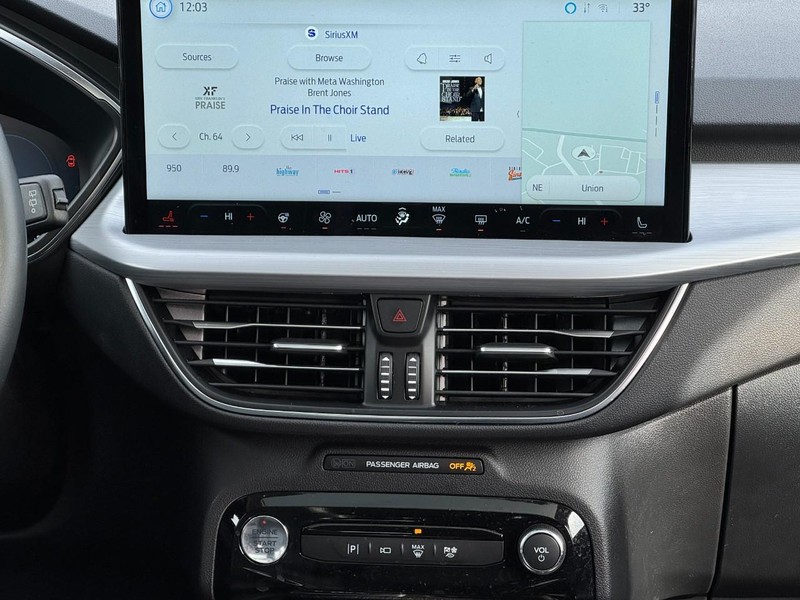 Ford Escape Vehicle Full-screen Gallery Image 13