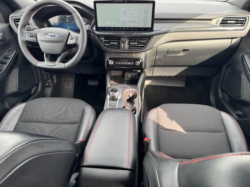 Ford Escape Vehicle Full-screen Gallery Image 11