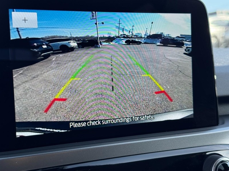 Ford Escape Vehicle Full-screen Gallery Image 21