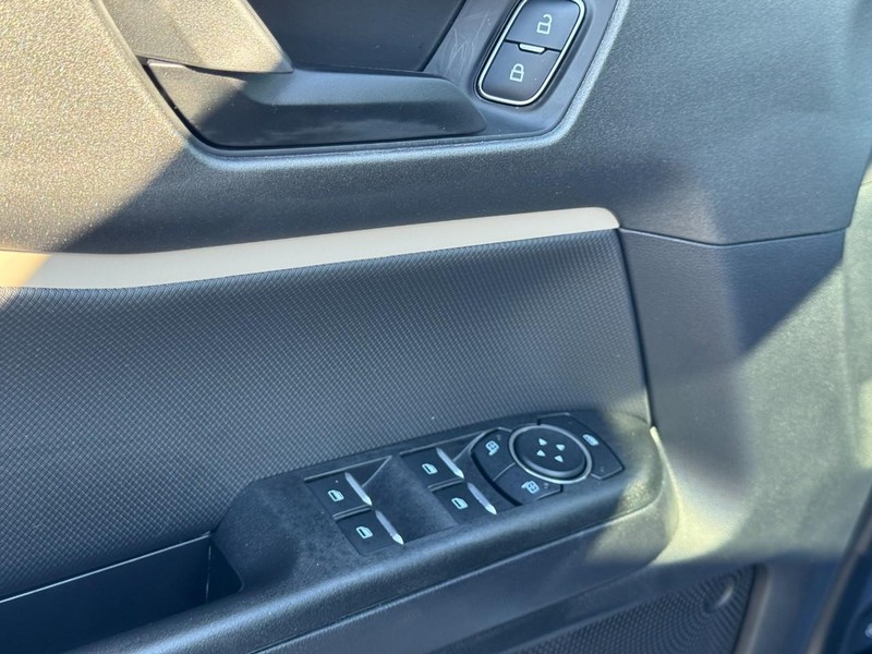 Ford Bronco Sport Vehicle Full-screen Gallery Image 10