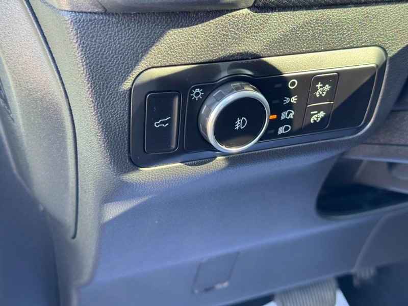 Ford Bronco Sport Vehicle Full-screen Gallery Image 12