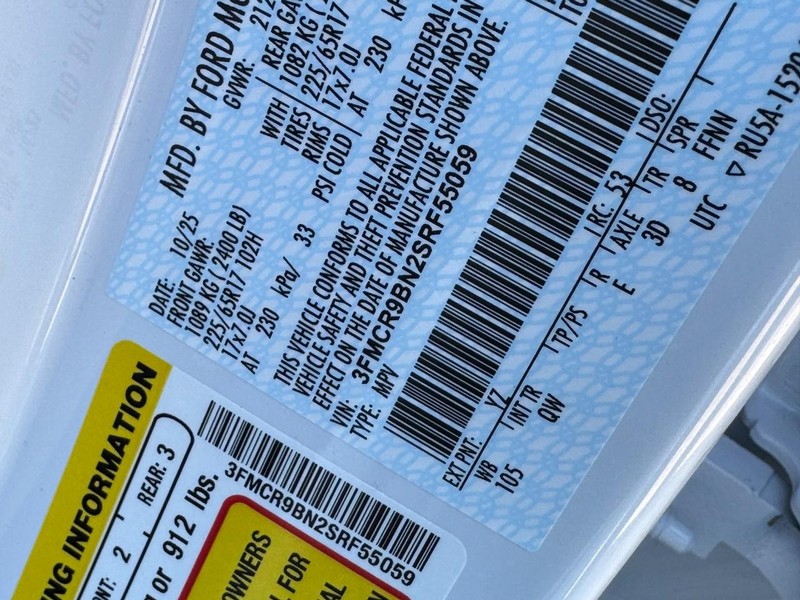 Ford Bronco Sport Vehicle Full-screen Gallery Image 17