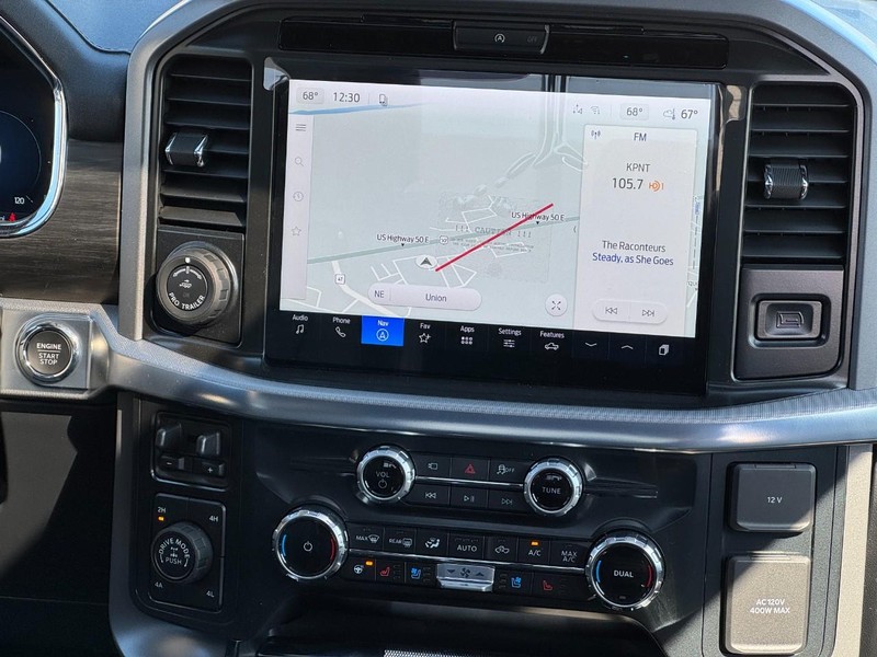 Ford F-150 Vehicle Full-screen Gallery Image 09