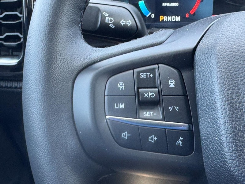 Ford Ranger Vehicle Full-screen Gallery Image 14