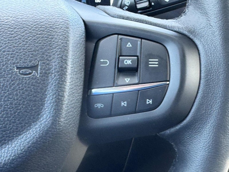 Ford Ranger Vehicle Full-screen Gallery Image 15