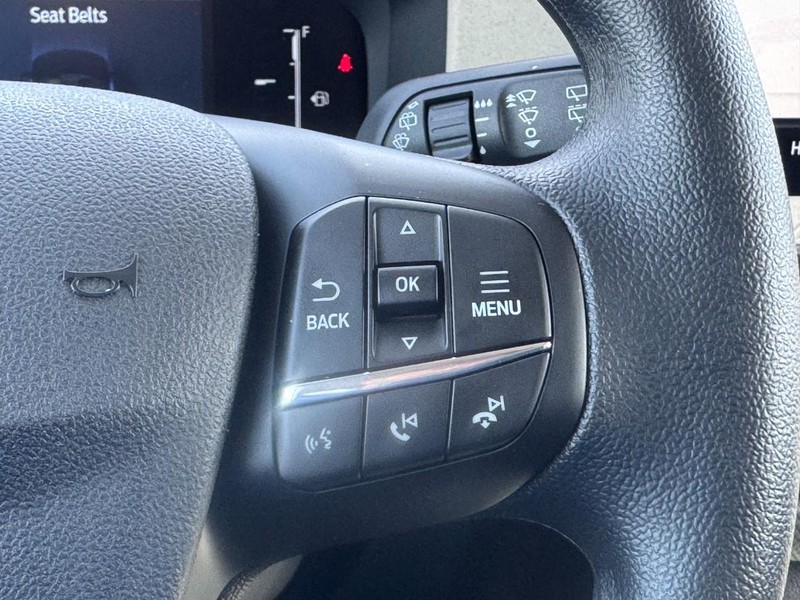 Ford Bronco Sport Vehicle Full-screen Gallery Image 15