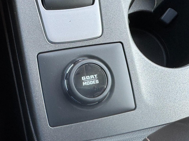 Ford Bronco Sport Vehicle Full-screen Gallery Image 16