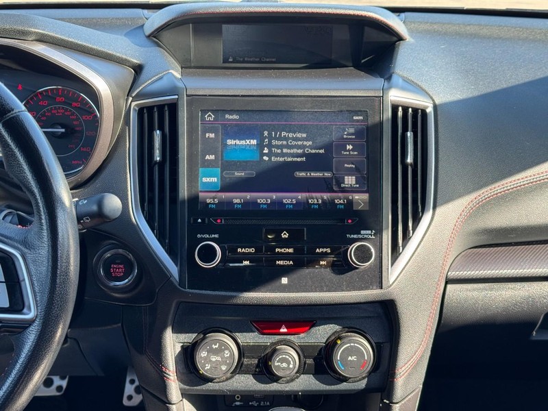 Subaru Impreza Vehicle Full-screen Gallery Image 13