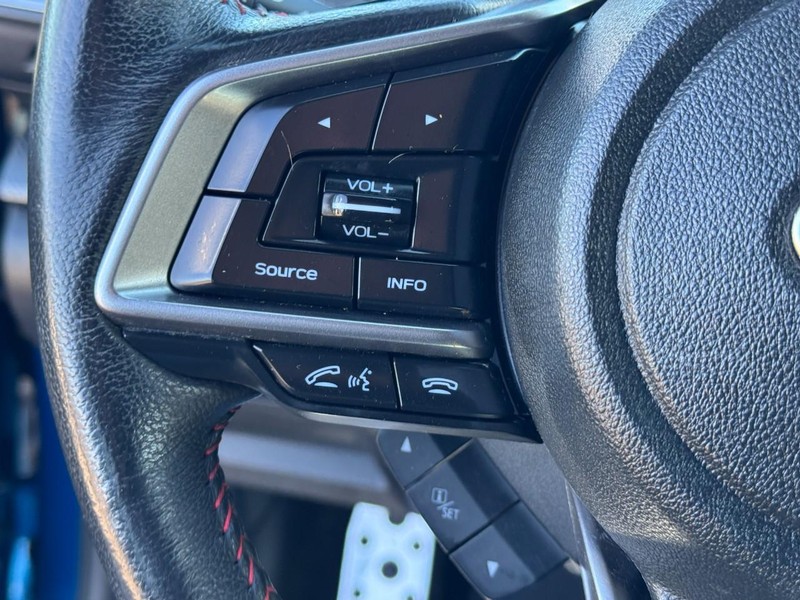 Subaru Impreza Vehicle Full-screen Gallery Image 17