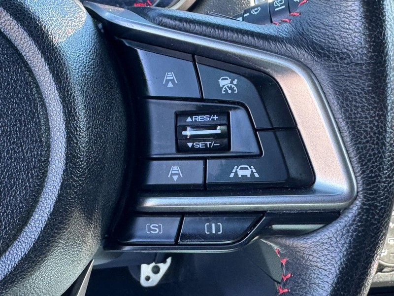 Subaru Impreza Vehicle Full-screen Gallery Image 18