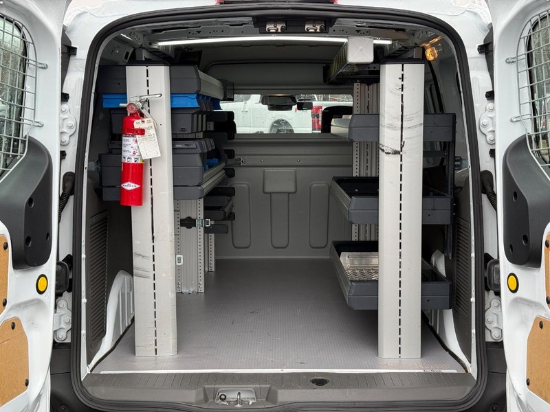 Ford Transit Connect Van Vehicle Full-screen Gallery Image 07