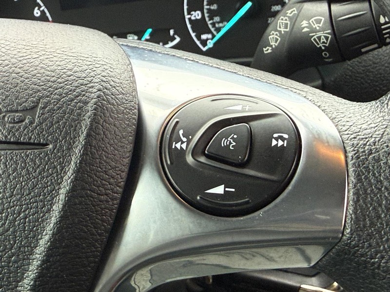 Ford Transit Connect Van Vehicle Full-screen Gallery Image 17