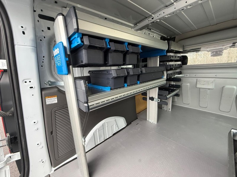 Ford Transit Connect Van Vehicle Full-screen Gallery Image 11