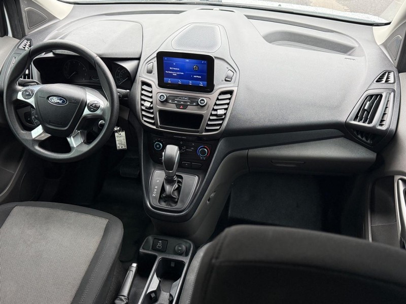 Ford Transit Connect Van Vehicle Full-screen Gallery Image 14