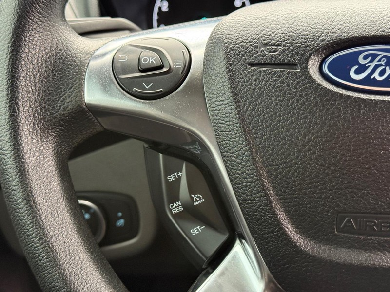 Ford Transit Connect Van Vehicle Full-screen Gallery Image 17