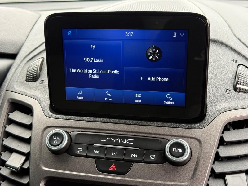 Ford Transit Connect Van Vehicle Full-screen Gallery Image 19