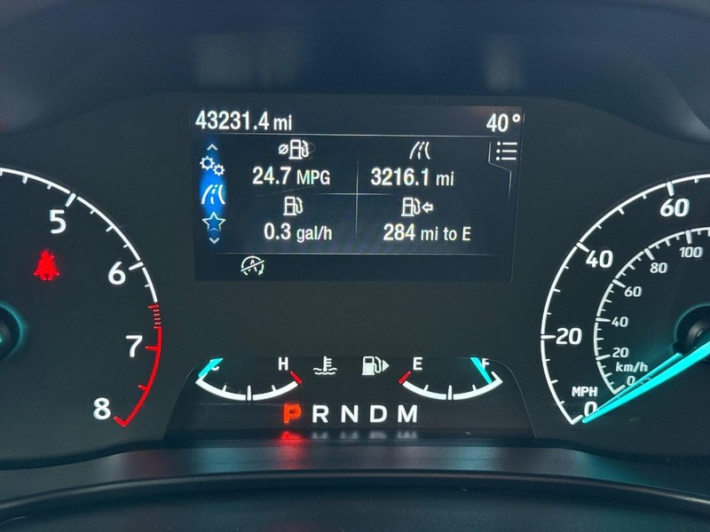 Ford Transit Connect Van Vehicle Full-screen Gallery Image 24