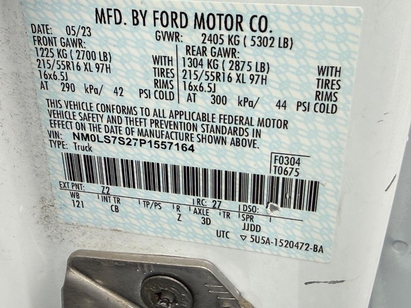 Ford Transit Connect Van Vehicle Full-screen Gallery Image 27