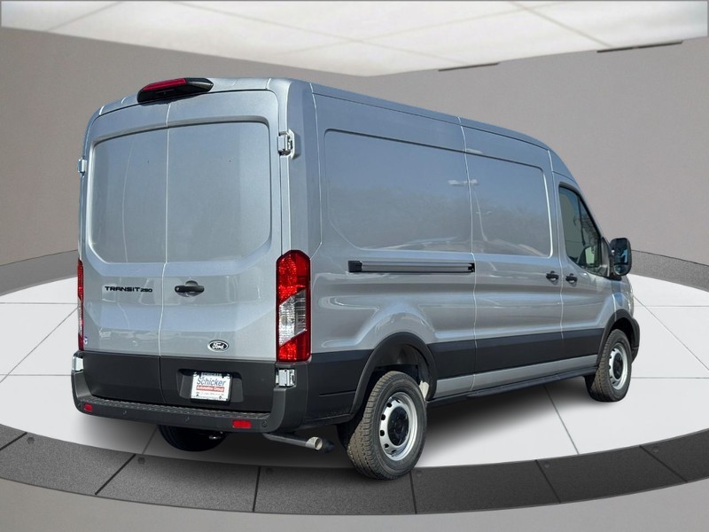 Ford Transit Cargo Van Vehicle Full-screen Gallery Image 03