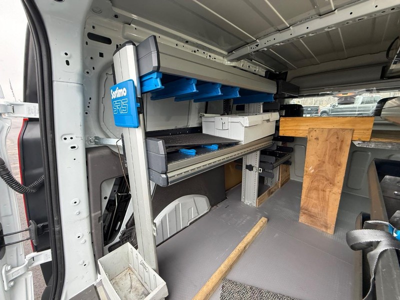 Ford Transit Connect Van Vehicle Full-screen Gallery Image 10