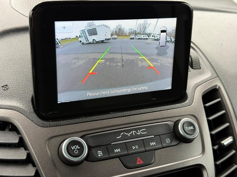 Ford Transit Connect Van Vehicle Full-screen Gallery Image 18