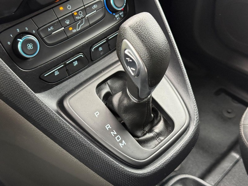 Ford Transit Connect Van Vehicle Full-screen Gallery Image 20