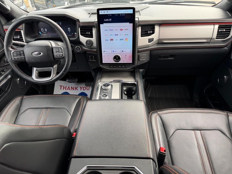 Ford Expedition Vehicle Full-screen Gallery Image 12