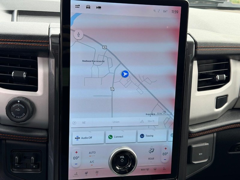 Ford Expedition Vehicle Full-screen Gallery Image 21