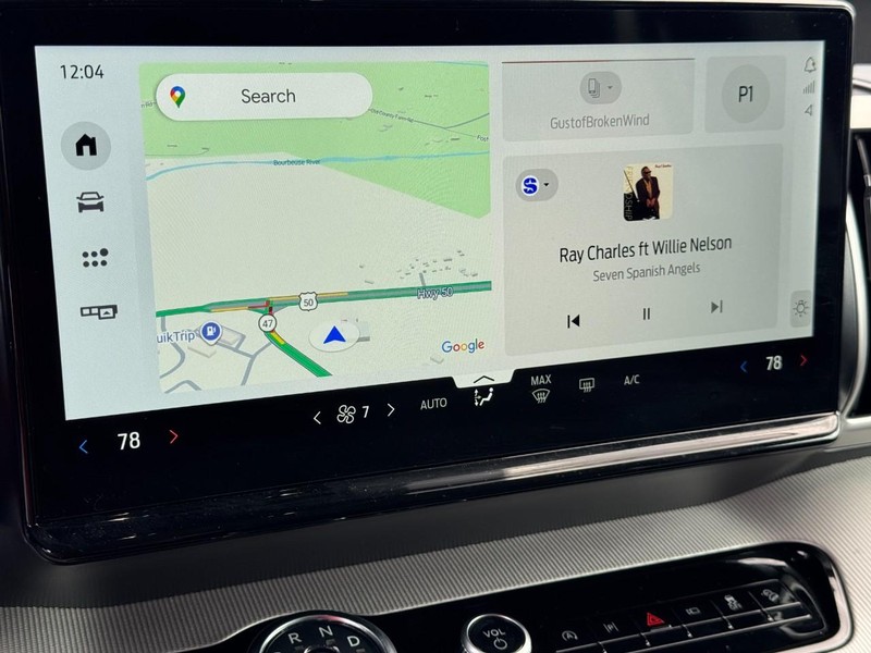 Ford Expedition Vehicle Full-screen Gallery Image 21