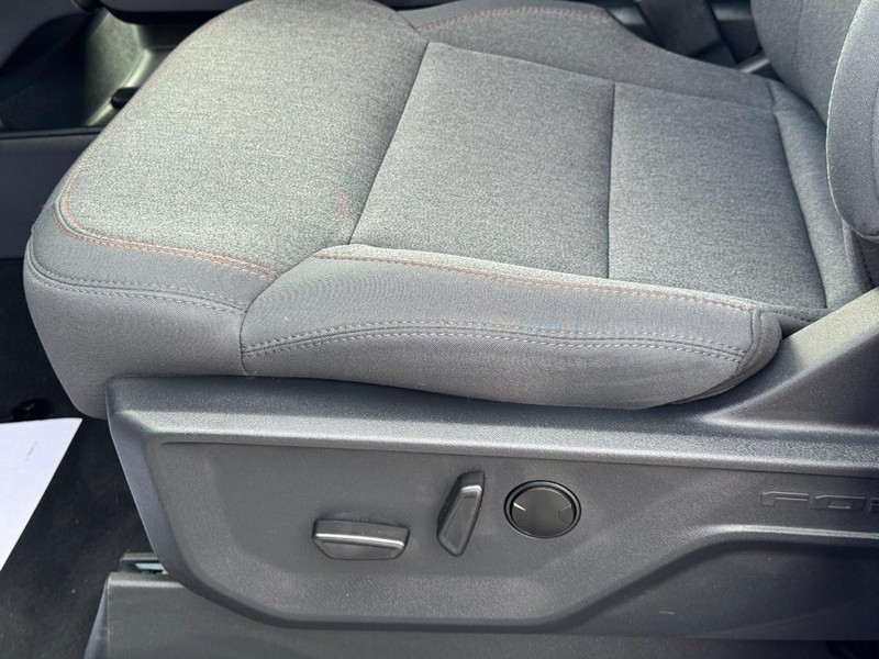 Ford Expedition Vehicle Full-screen Gallery Image 25