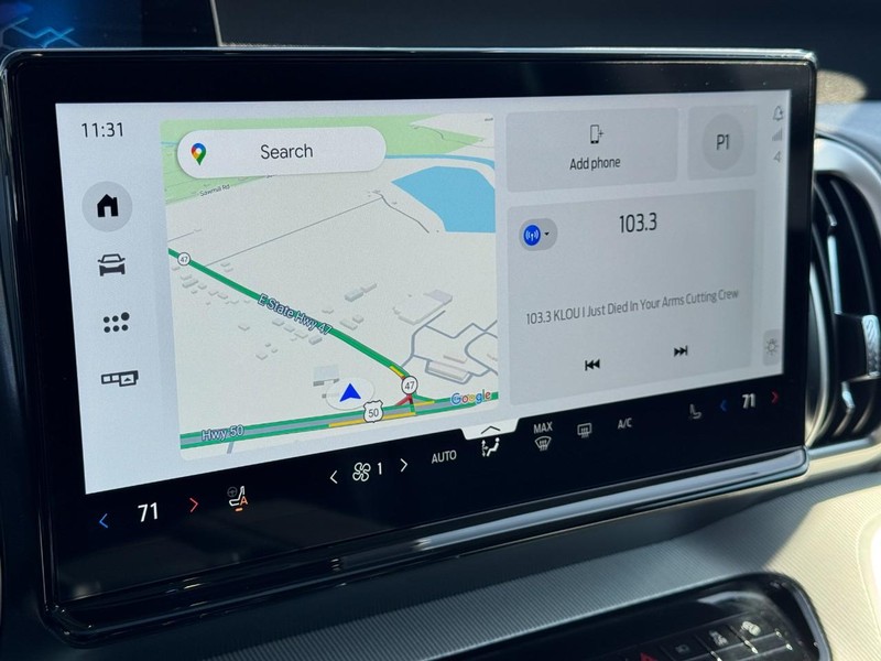 Ford Expedition Max Vehicle Full-screen Gallery Image 21