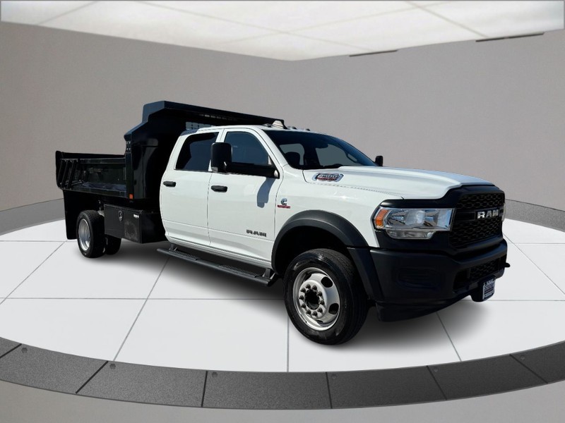 Ram 4500 Chassis Cab Vehicle Full-screen Gallery Image 02
