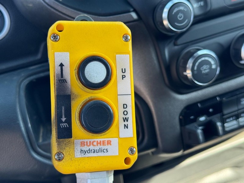 Ram 4500 Chassis Cab Vehicle Full-screen Gallery Image 21