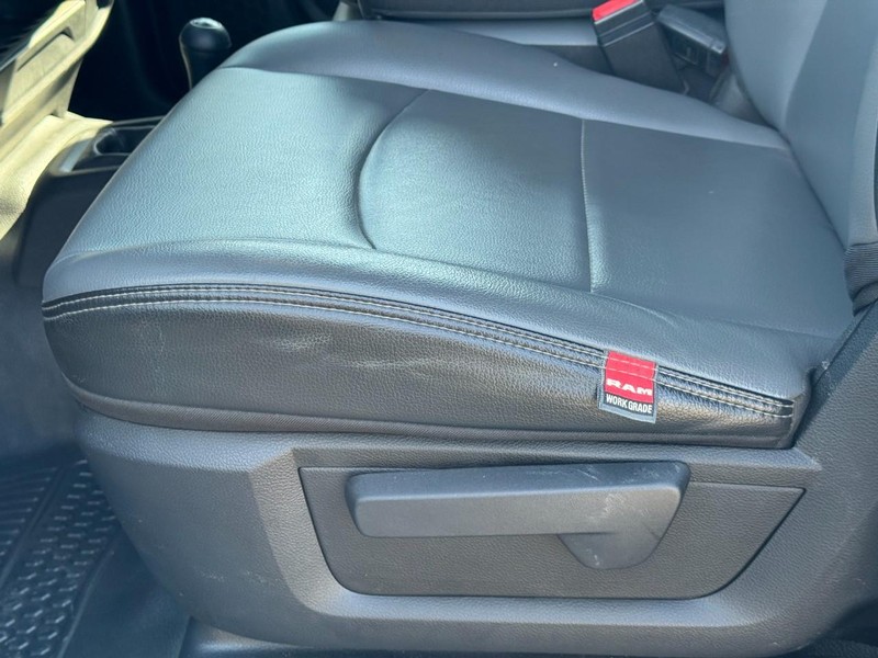 Ram 4500 Chassis Cab Vehicle Full-screen Gallery Image 25