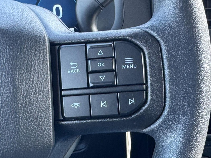 Ford F-150 Vehicle Full-screen Gallery Image 14