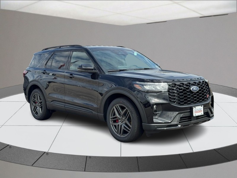 Ford Explorer Vehicle Full-screen Gallery Image 02