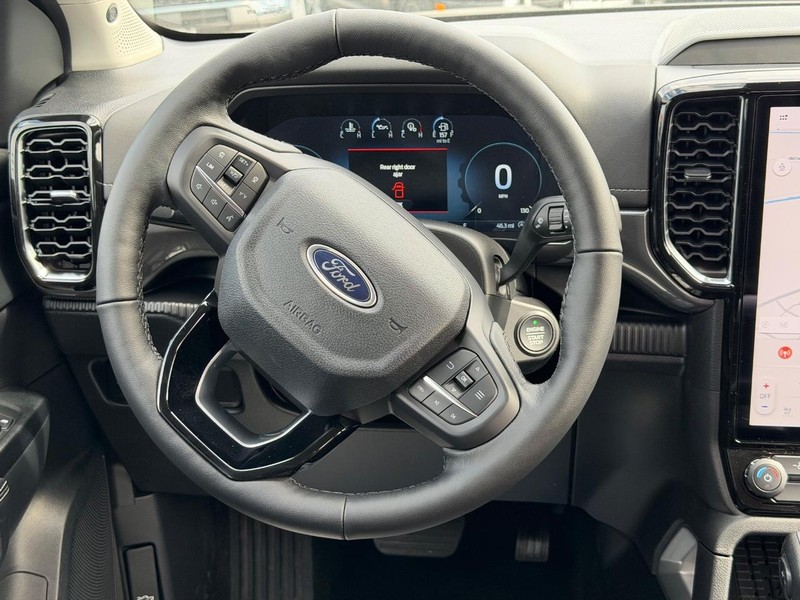 Ford Ranger Vehicle Full-screen Gallery Image 07