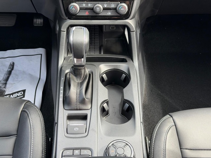 Ford Ranger Vehicle Full-screen Gallery Image 09